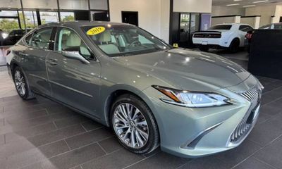 2019 Lexus ES 350