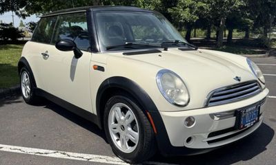 2006 Mini Cooper Base