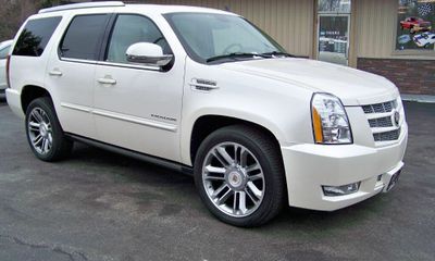 2014 Cadillac Escalade Premium