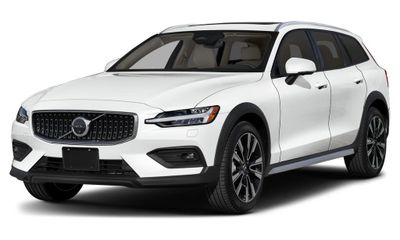 2026 Volvo V60CC Ultra