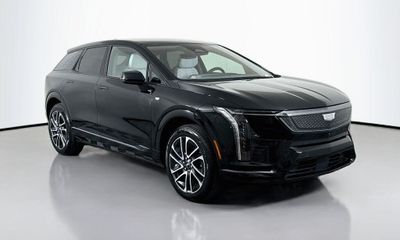 2025 Cadillac Optiq Sport 1