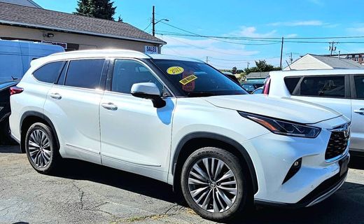 2021 Toyota Highlander Platinum