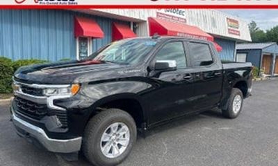 2025 Chevrolet Silverado LT