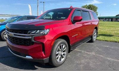 2024 Chevrolet Suburban LS