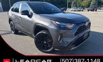 2023 Toyota RAV4 XSE