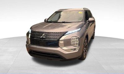 2023 Mitsubishi Outlander SEL 40TH Anniversary