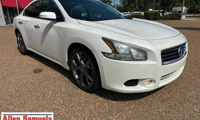 2014 Nissan Maxima S