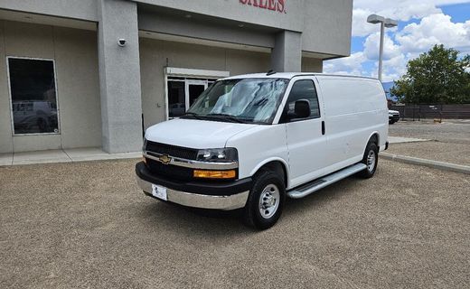 2025 Chevrolet Express 2500