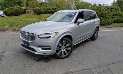 2023 Volvo XC90 Ultimate Bright