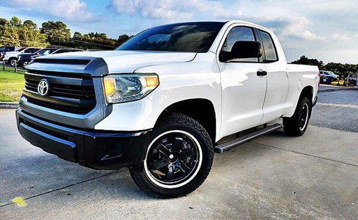 2014 Toyota Tundra SR5