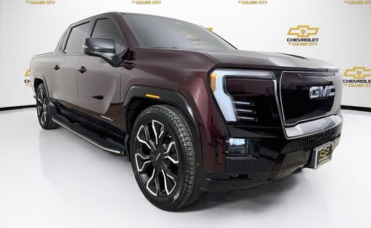 2025 GMC Sierra Denali