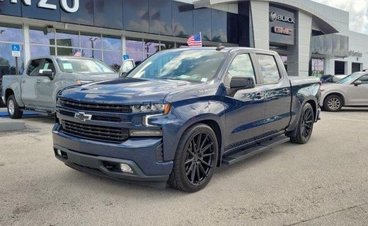 2021 Chevrolet Silverado RST