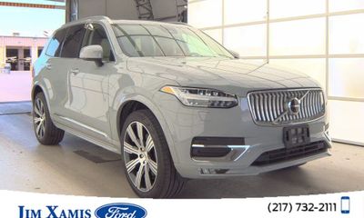 2025 Volvo XC90 Plus Bright