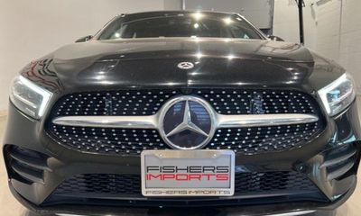 2022 Mercedes-Benz A-Class A220 4M
