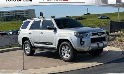 2024 Toyota 4RUNNER SR5