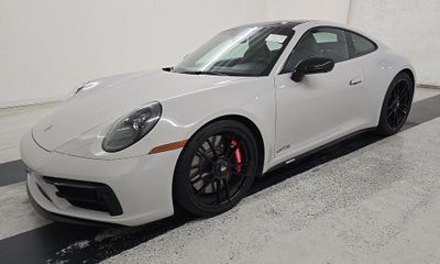 2022 Porsche 911 Carrera S 4S