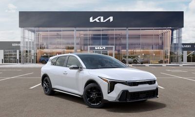 2026 Kia K4 GT Line Turbo