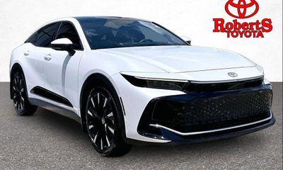 2025 Toyota Crown Platinum