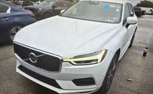 2018 Volvo XC60 Momentum