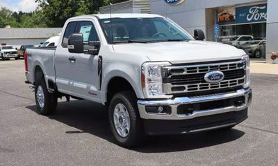 2026 Ford F-350 XLT