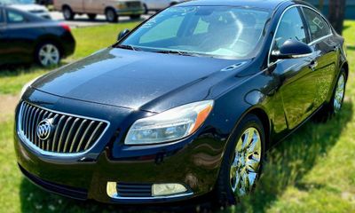 2013 Buick Regal Premium II Turbo