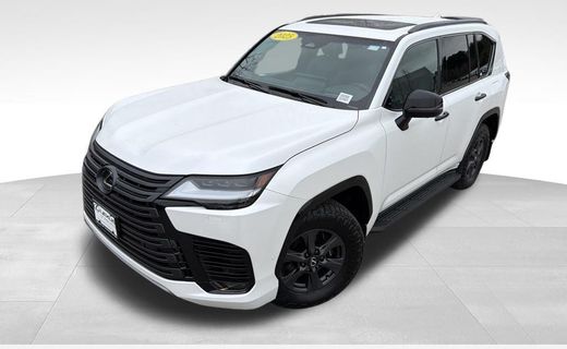 2025 Lexus LX 700H Overtrail