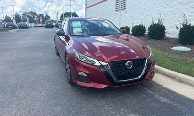 2021 Nissan Altima SR