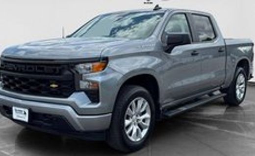 2023 Chevrolet Silverado Custom