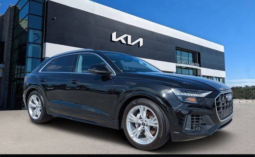 2023 Audi Q8 Prestige