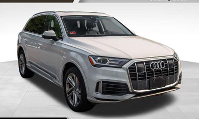 2023 Audi Q7 Quattro Premium Plus