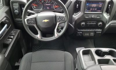 2021 Chevrolet Silverado Custom
