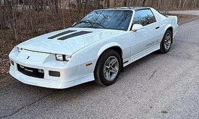 1989 Chevrolet Camaro Sport