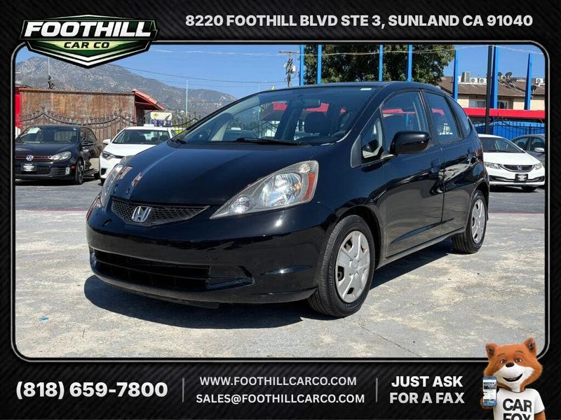 2012 Honda FIT — a typically priced live listing
