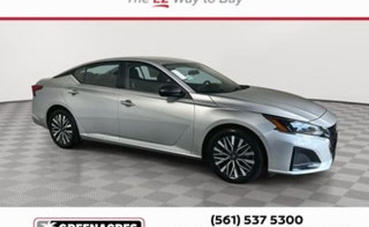 2023 Nissan Altima SR