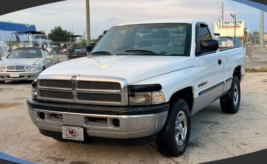 1999 Dodge Ram ST