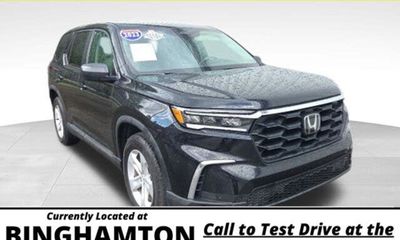 2023 Honda Pilot LX