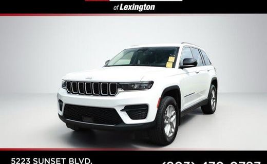 2022 Jeep Grand Cherokee Laredo