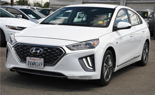 2020 Hyundai Ioniq SE