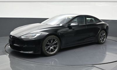 2022 Tesla Model S