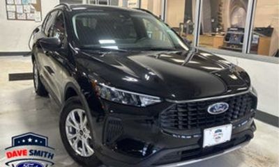 2026 Mitsubishi Outlander ES
