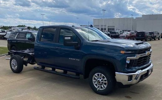 2026 Chevrolet Silverado HD LT