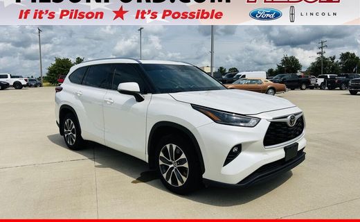 2021 Toyota Highlander XLE NAV