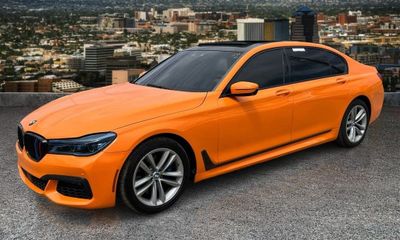 2016 BMW 750I