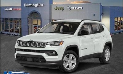 2022 Jeep Compass Latitude LUX Altitude