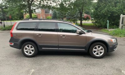 2009 Volvo XC70 32