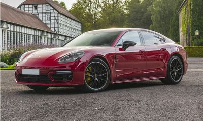 2021 Porsche Panamera GTS
