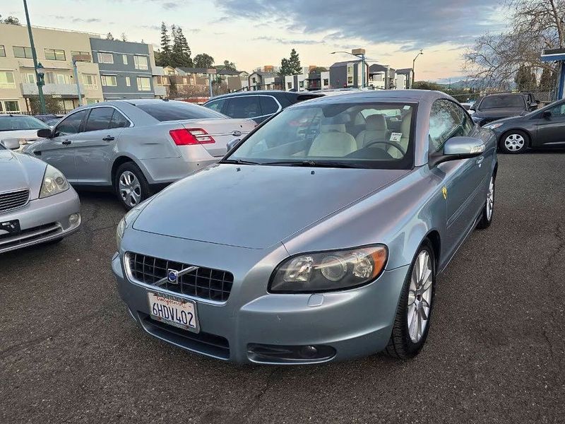 2009 Volvo C70 — a typically priced live listing