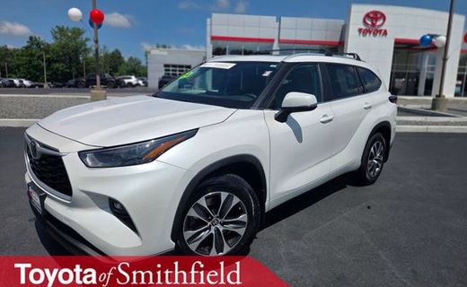 2024 Toyota Highlander XLE
