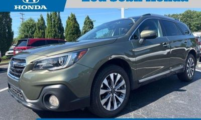 2019 Subaru Outback Touring M R