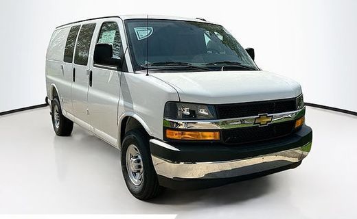 2025 Chevrolet Express Cargo